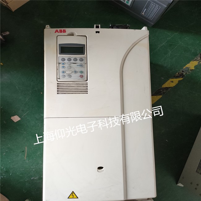 ABB׃�l��ACS800-01-0050-3+D150+P901�ӵع��ϾS��