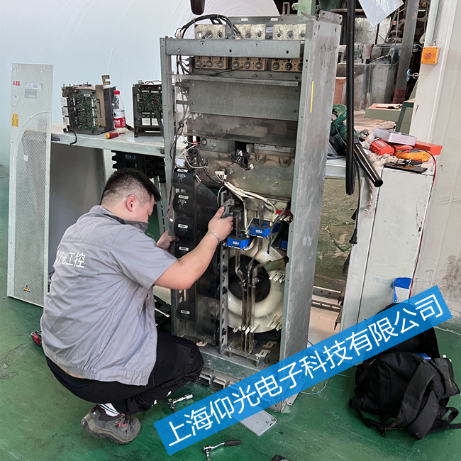 ��ɽ�^(q��)abb׃�l�����ľS��ACS800-07-0440-5���e��7111�S���Ԓ