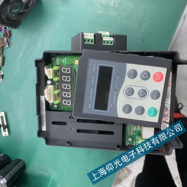 �R��MD300ϵ��׃�l��F0��F1���ϴ��a�S�޵�ַ