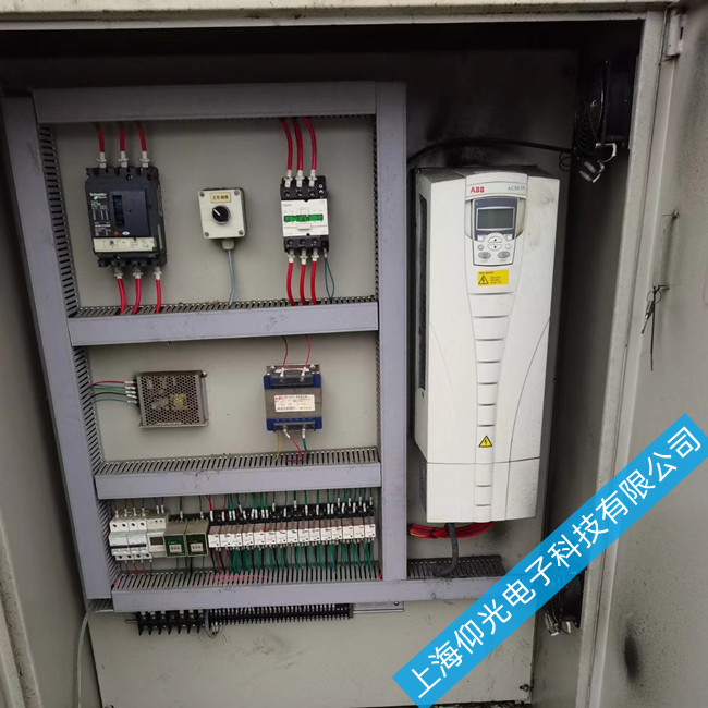 ���ABB׃�l��ACS510ϵ�еĳ�Ҋ�󾯷������S��-�й������������M(f��i)�z��